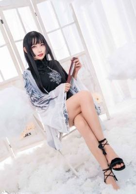 娇妻在老头胯下高潮呻吟视频_720完整在线观看