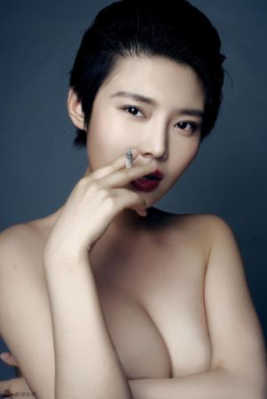 爱泽花梨_蓝光免费高清观看