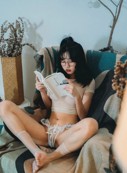 美丽姑娘国语免费高清_日韩成人在线